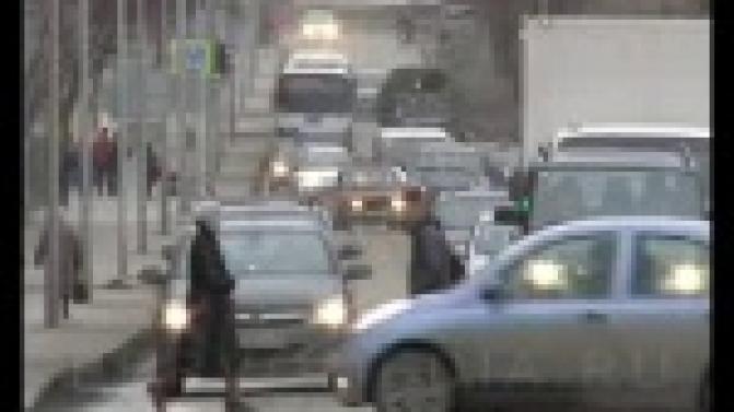 В Первоуральске приступают к ремонту дорог