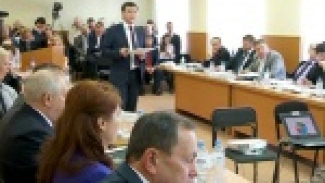 Капремонты, новое строительство и благоустройство поселков.