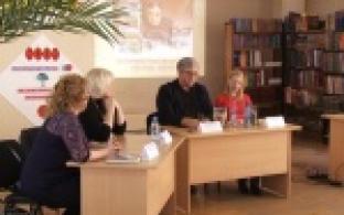 Известный писатель фантаст в Первоуральске