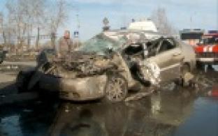 Ехали на пожар, попали в аварию.