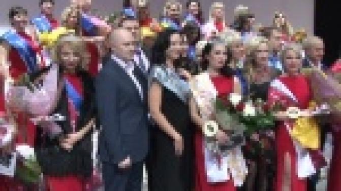 Сильная, смелая - как лебедь белая!