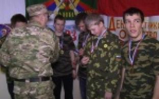 Будущие защитники отечества к тяжёлым армейским условиям готовы!