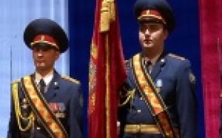 Торжественное собрание и праздничный концерт организовали в Первоуральске для защитников Отечества.