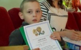 Фестиваль "Дети особой заботы" уже не первый год раскрывает творчество ребят с ограниченными возможностями здоровья.