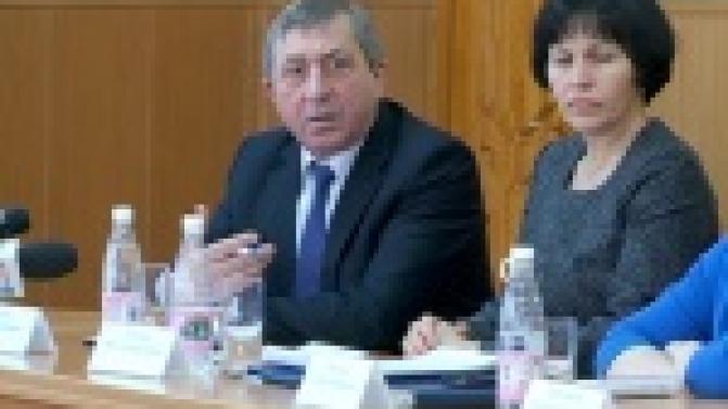 Зам. министра соц. политики Валерий Бойко оценил уровень благополучия населения в муниципалитете.