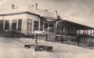 В субботу 15-я школа отметила свое 85-тилетие.