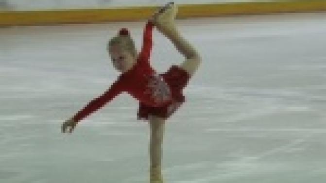 В Ледовом Дворце стартовали открытые классификационные соревнования.