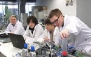 На площадке образовательного центра проходит уже третья стажировка гостей из Казахстана.