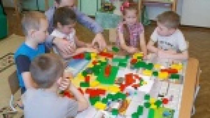 В первоуральске полным ходом идет реализация губернаторской программы "Уральская инженерная школа".