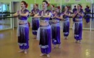 Сиртаки и Индийский танец. Ансамбль "Арабеск" признан лучшим по итогам престижного международного конкурса в Санкт-Петербурге