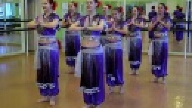 Сиртаки и Индийский танец. Ансамбль "Арабеск" признан лучшим по итогам престижного международного конкурса в Санкт-Петербурге