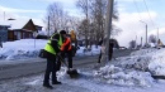 Зима капризное время года. То яркое солнце и бодрящий морозец, то снег стеной.