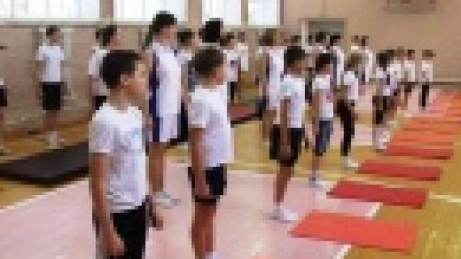 Новый год с новыми уроками физкультуры.