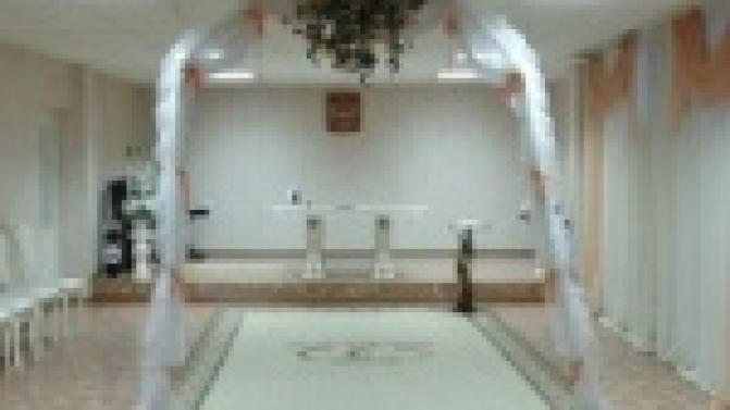 Посланники Гименея отмечают сегодня свой профессиональный праздник!