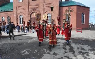 Первоуральцы встретили главный христианский праздник