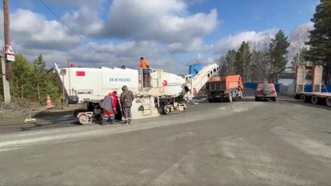 На плотине Верхне-Шайтанского пруда начали ремонтные работы