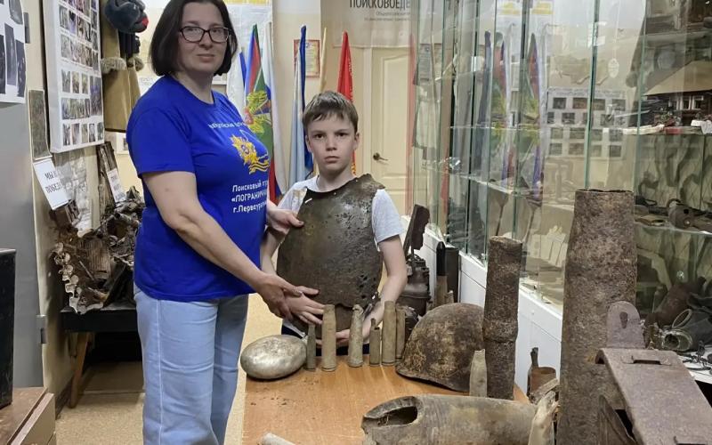 Кирасу на псковских болотах откопал поисковый отряд «Пограничник» из Первоуральска