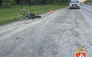 Сотрудники Госавтоинспекции устанавливают обстоятельства смертельного ДТП