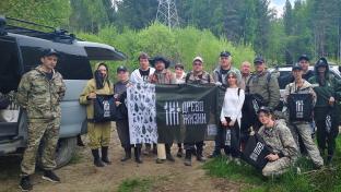 Сотрудник первоуральской КП-66 высадил около ста сеянцев сосны