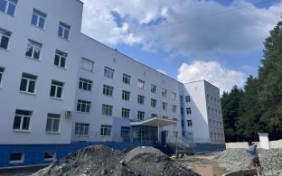 Губернатор Свердловской области Денис Паслер рассказал о модернизации социальных и инфраструктурных объектов в Первоуральске