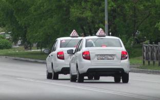 Сегодня продолжаем говорить о маневрировании. Разбираем нюансы поворотов и разворотов
