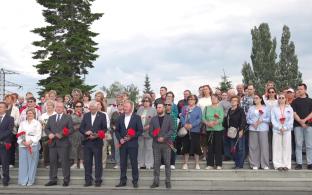 В 85-ю годовщину начала Великой Отечественной войны первоуральские металлурги почтили память фронтовиков и тружеников тыла