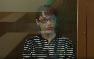 Судебное заседание по делу Ирины Теньзиной, подозреваемой в убийстве сожителя, сегодня закончилось, едва начавшись