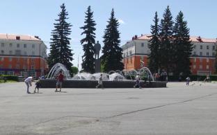 Кондитерские изыски, спартакиада и концерт
