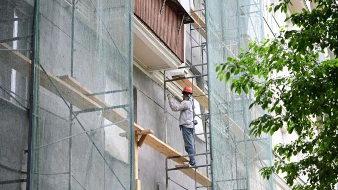 Программа капремонта домов на Среднем Урале выполнена почти на 80%