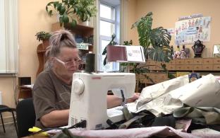 Почти пятьсот маскировочных сетей и сотня защитных костюмов для бойцов СВО