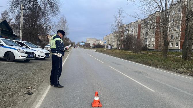 В Первоуральске сбили 17-летнего велосипедиста. ДТП произошло сегодня на улице Трубников